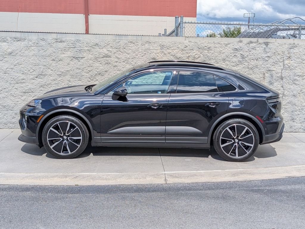 Used 2025 Black Porsche  image 2