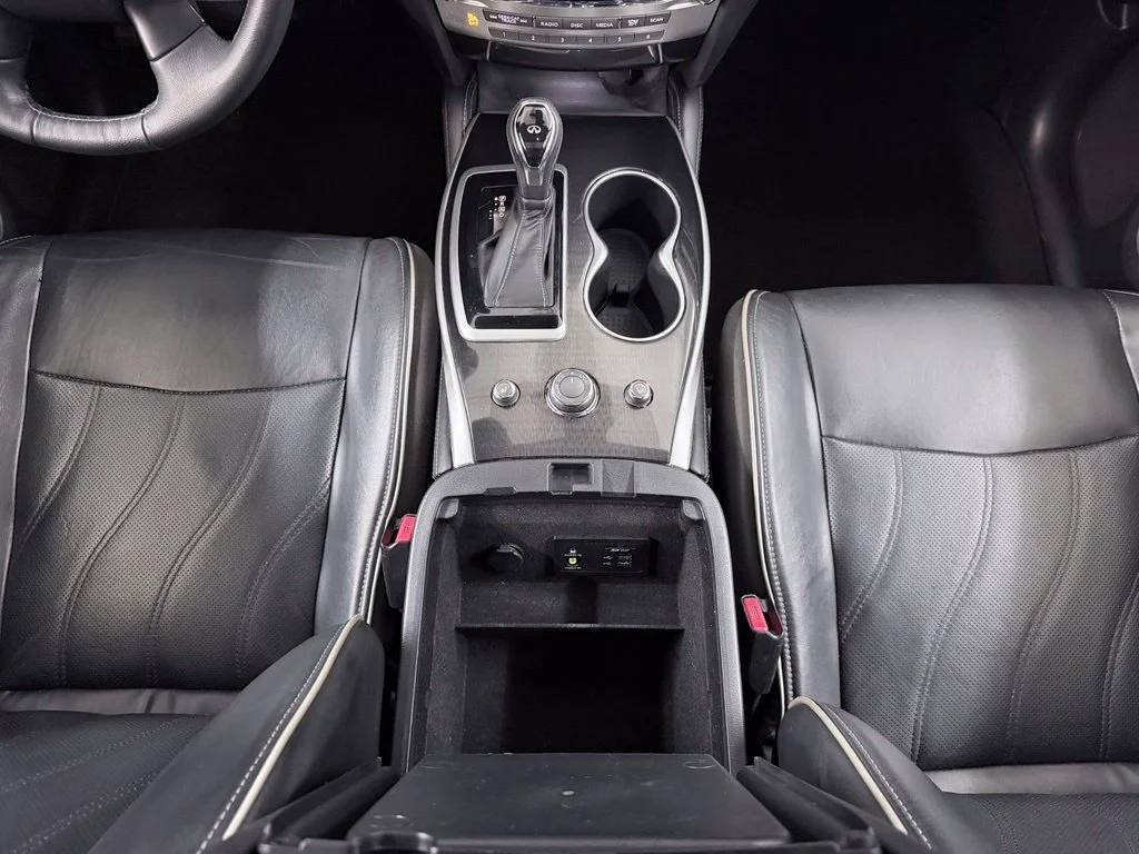 Used 2017 Majestic INFINITI Base image 29