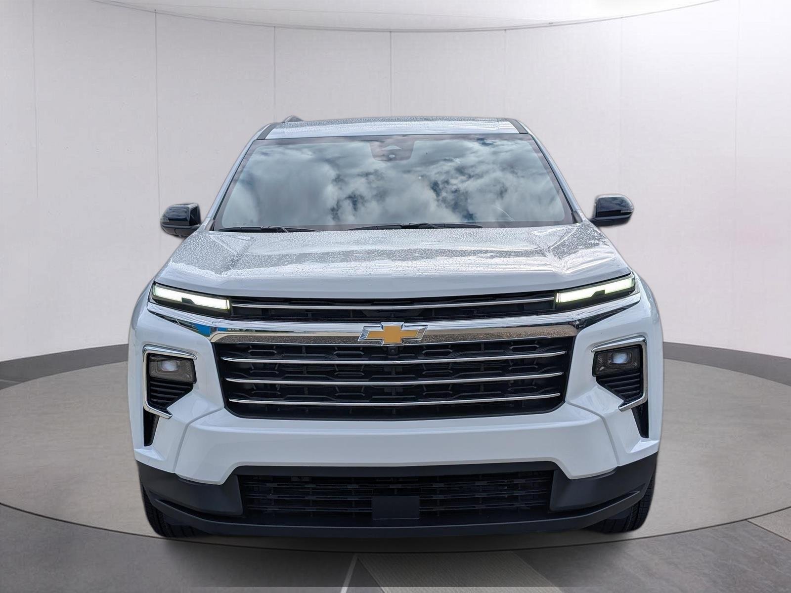 New 2027 Summit White Chevrolet LT image 8