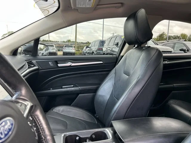 Used 2020 Gray Ford Titanium image 33