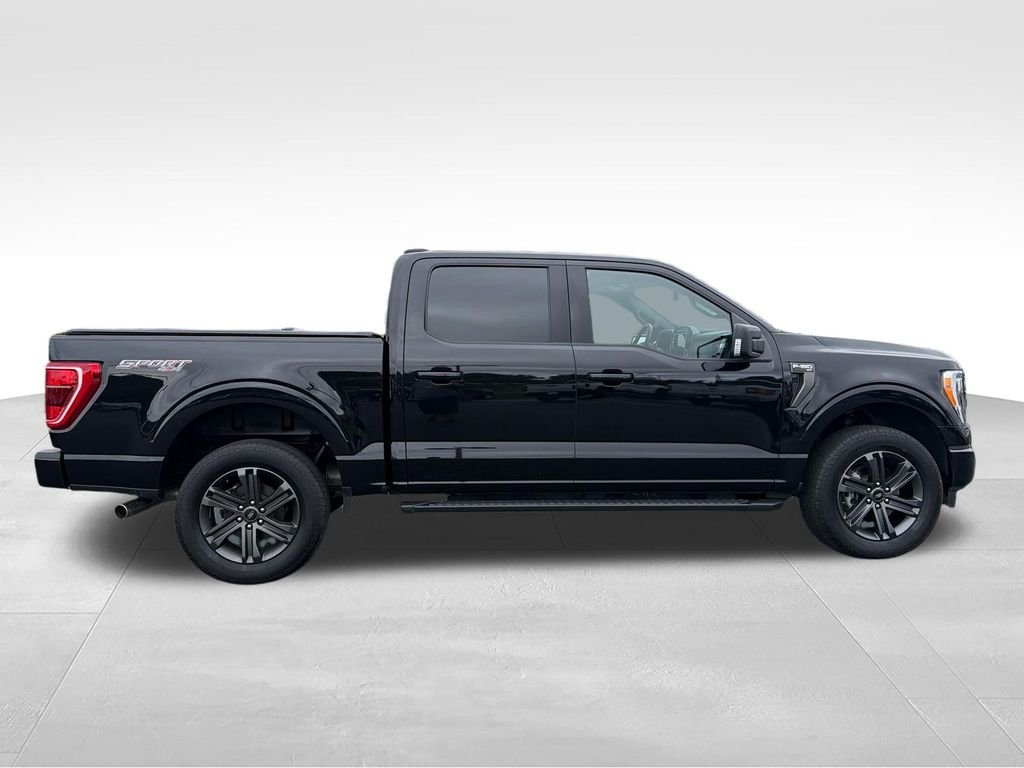 Used 2023 Black Ford XLT image 7