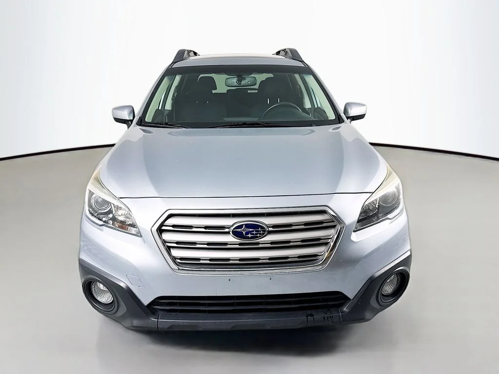 Used 2016 Ice Silver Metallic Subaru 2.5i Premium image 6