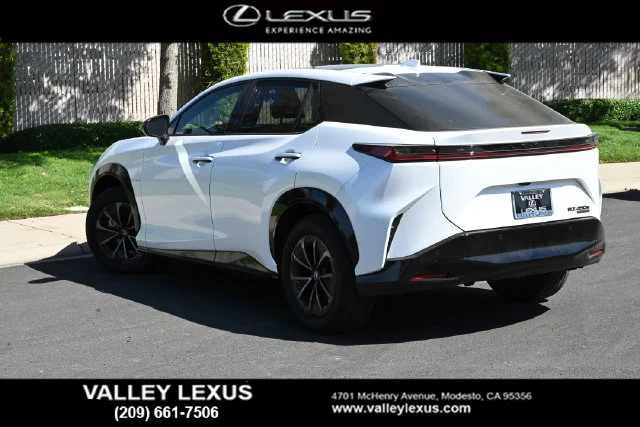 Certified Used 2026 White Lexus 450e Premium image 4
