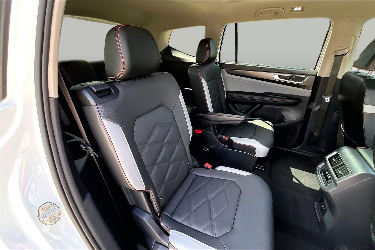 Used 2024 Opal White Pearl Volkswagen 2.0T Peak Edition SEL image 19