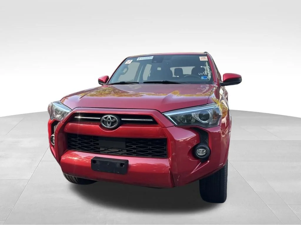 Used 2021 Bk Toyota SR5 image 4
