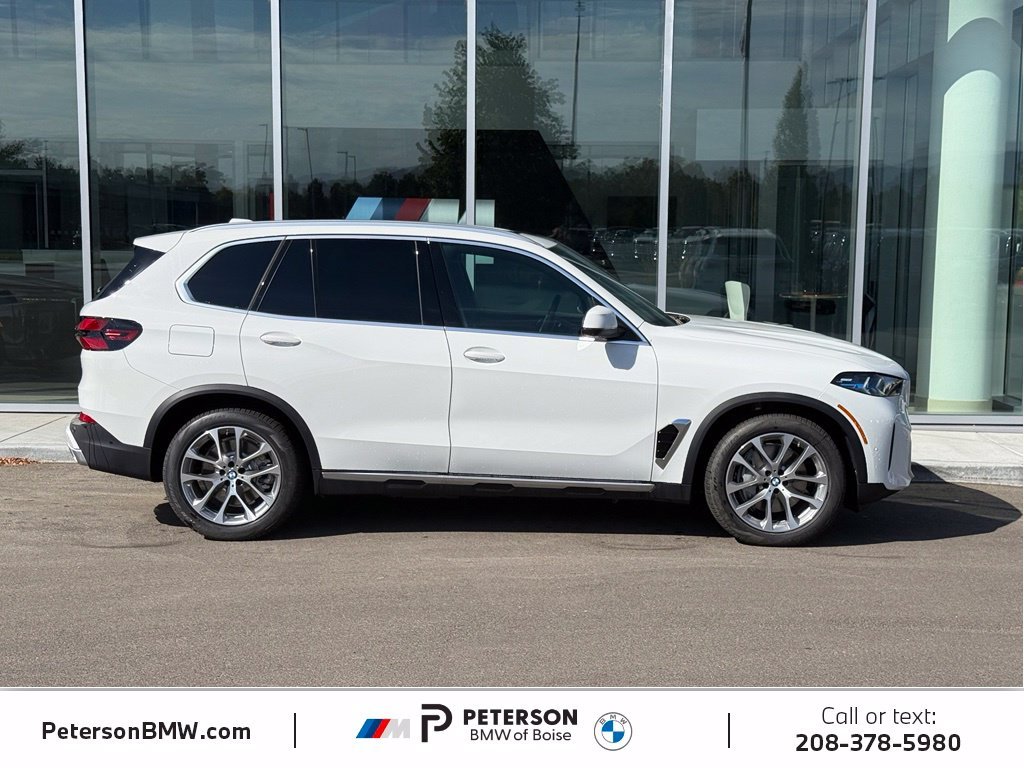 New 2026 Alpine White BMW xDrive50e image 6