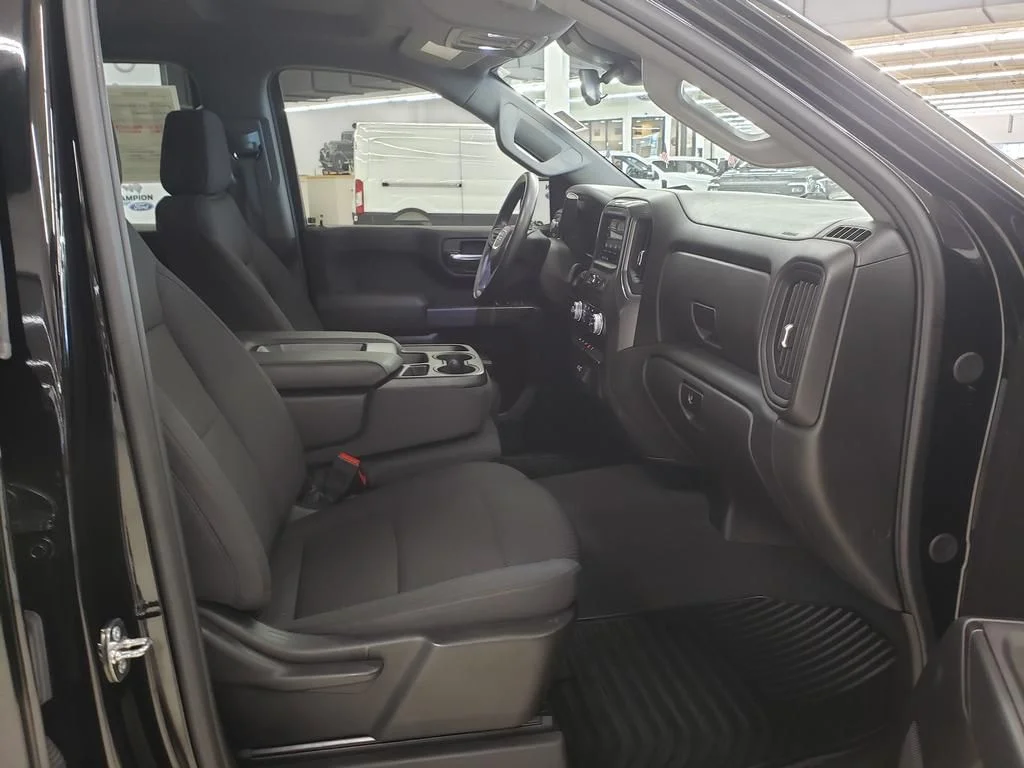 Used 2024 Onyx Black GMC Pro image 19