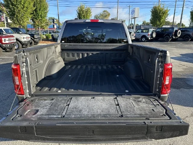 Used 2021 Gray Ford XLT image 26