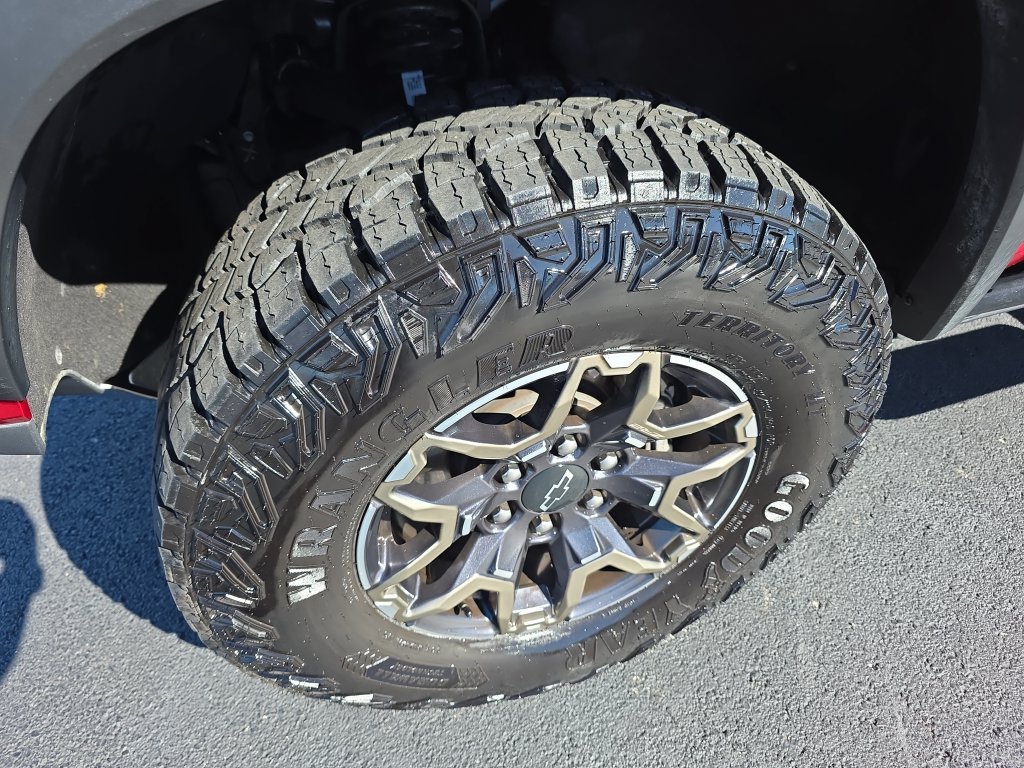 Used 2026 Red Chevrolet ZR2 image 11
