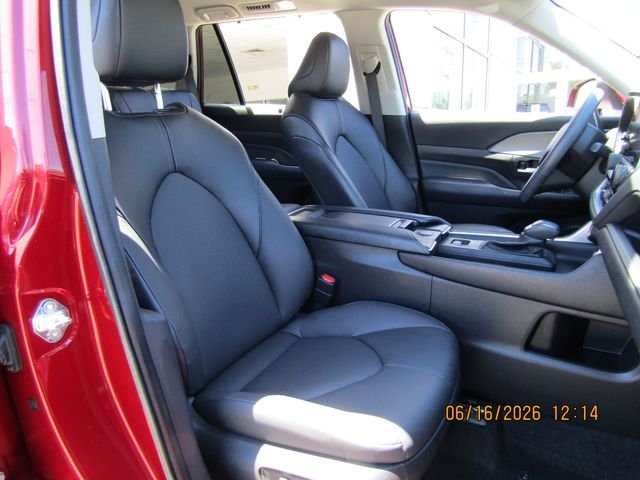 Used 2024 Pearl Toyota XLE image 30