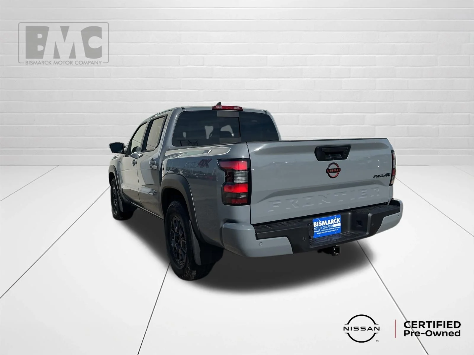 Used 2024 Gray Nissan PRO-4X image 4