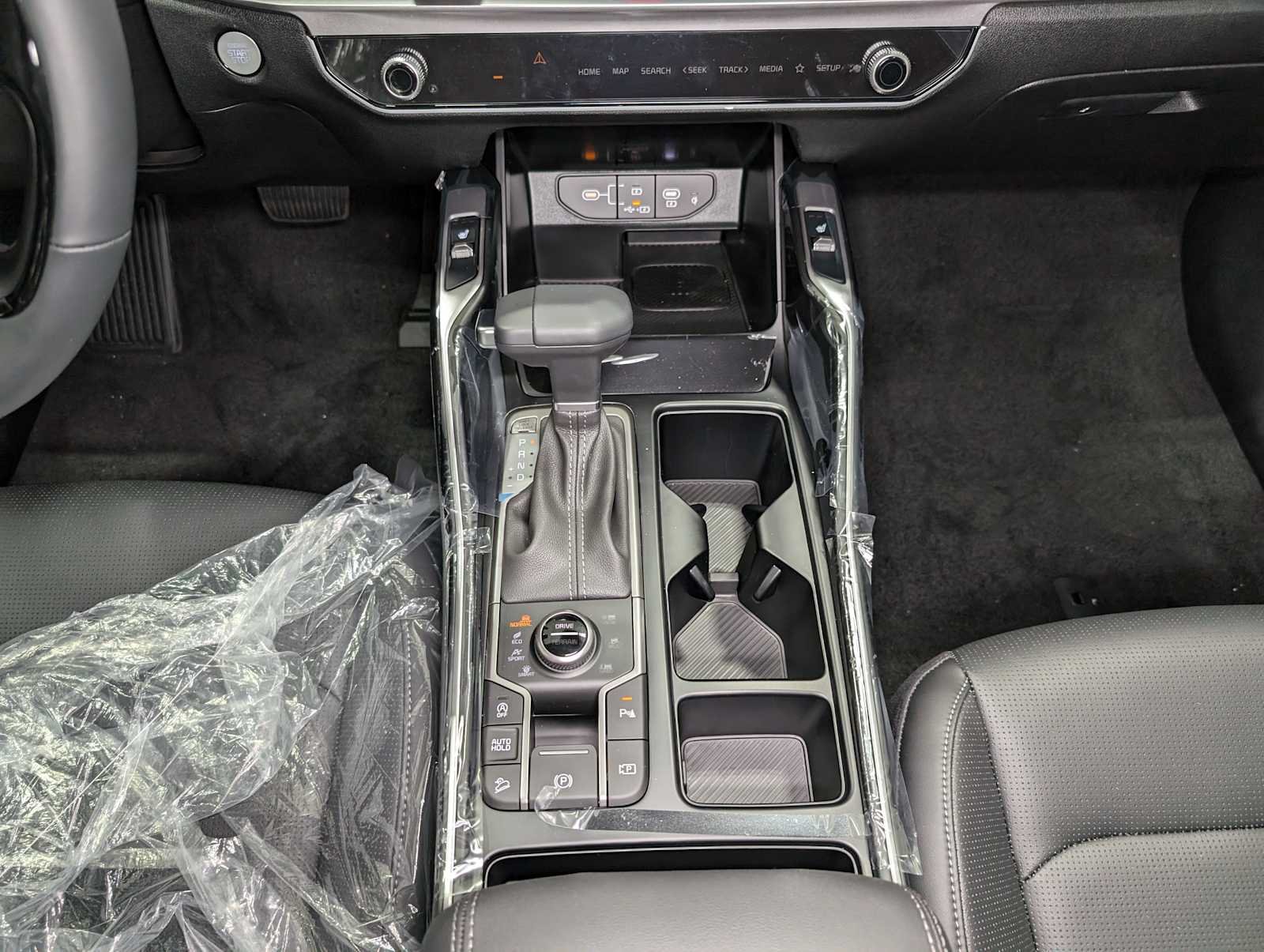 2026 Kia Sorento S - Photo 15