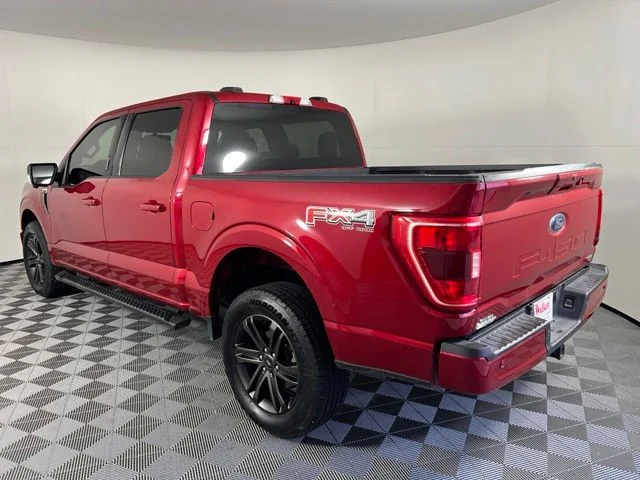 Used 2021 Red Ford XLT image 5