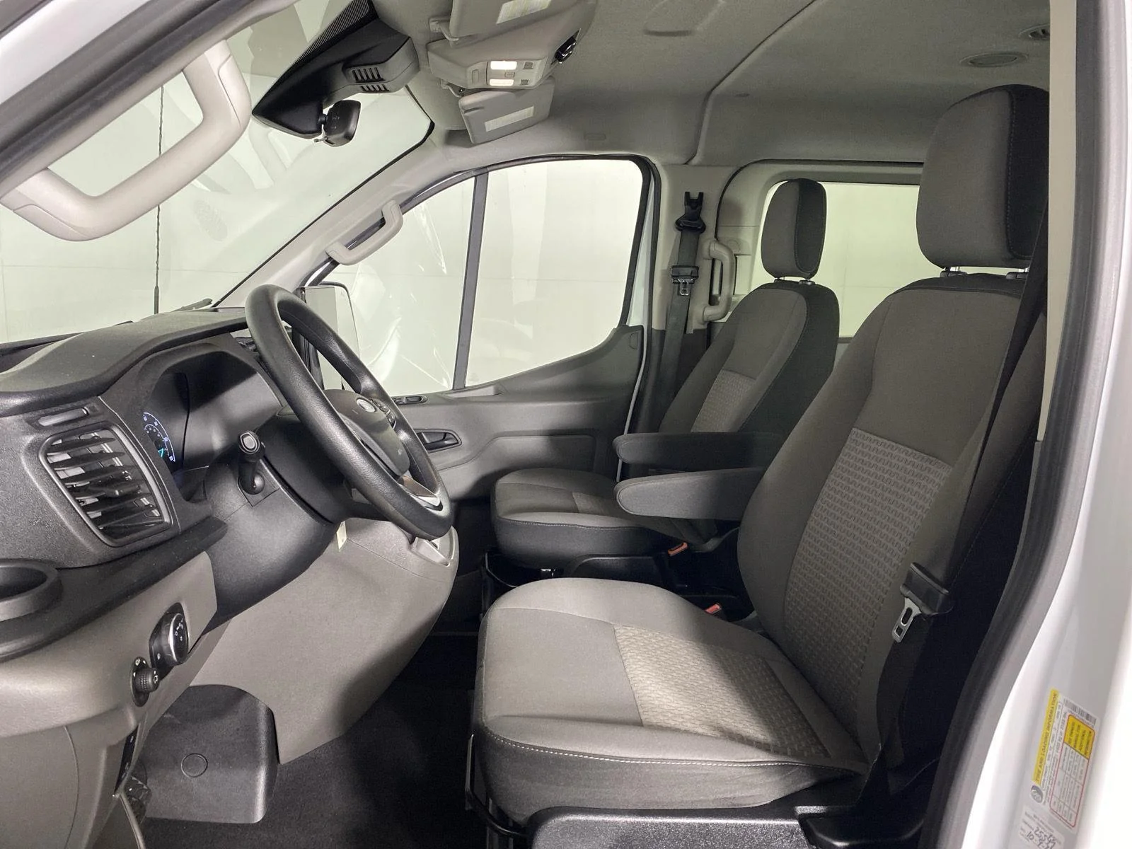 Used 2024 Oxford White Ford 350 XL image 10