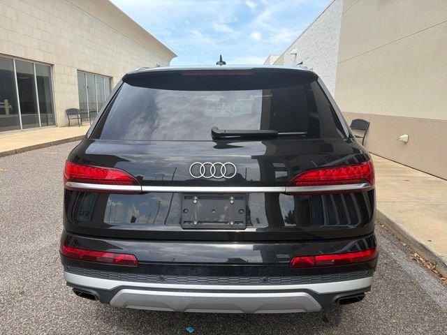 Used 2025 Mythos Black Metallic Audi 55 Premium Plus image 5