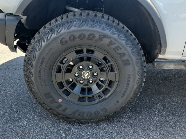 New 2026 Oxford White Ford Badlands® image 12