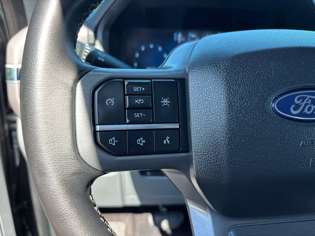 Used 2025 Gray Ford XLT image 19