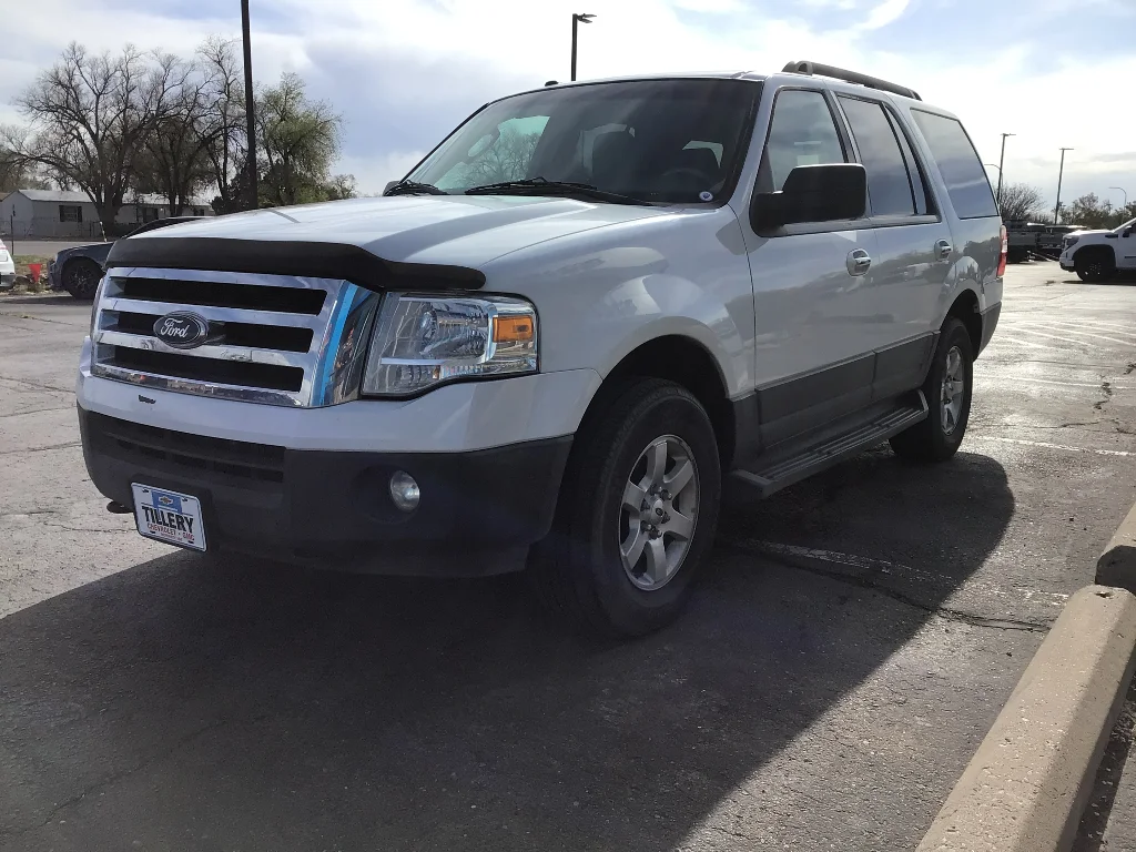 Used 2012 White Ford XLT image 3