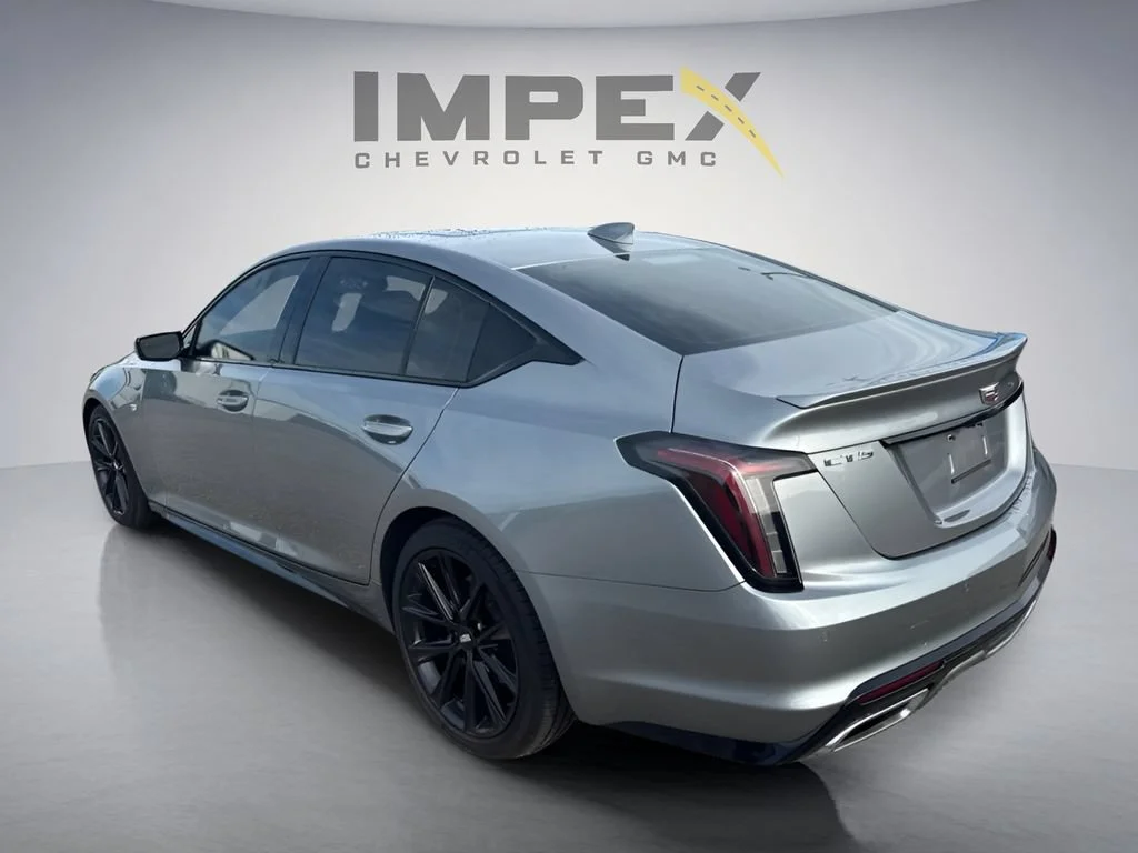 Used 2023 Argent Silver Metallic Cadillac Sport image 3