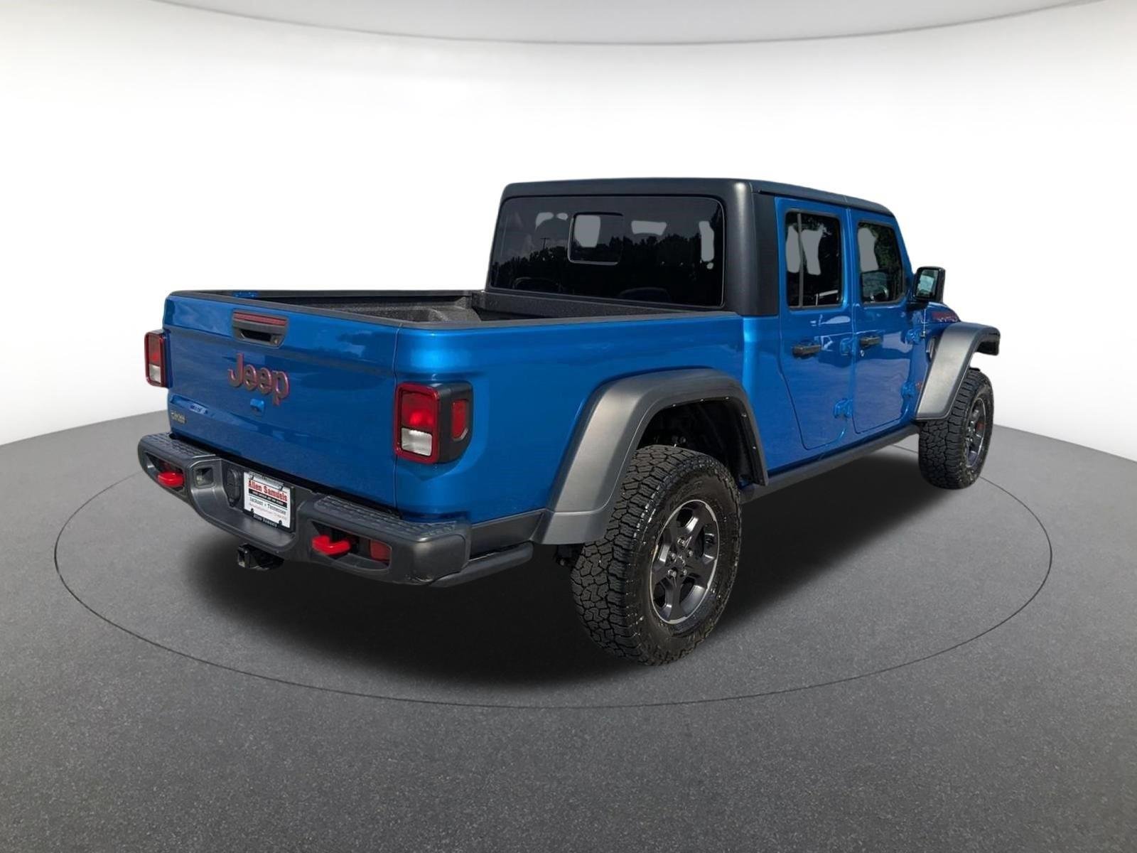 Used 2023 Hydro Blue Pearlcoat Jeep Rubicon image 4