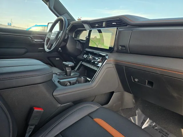 Used 2025 White GMC AT4 image 21