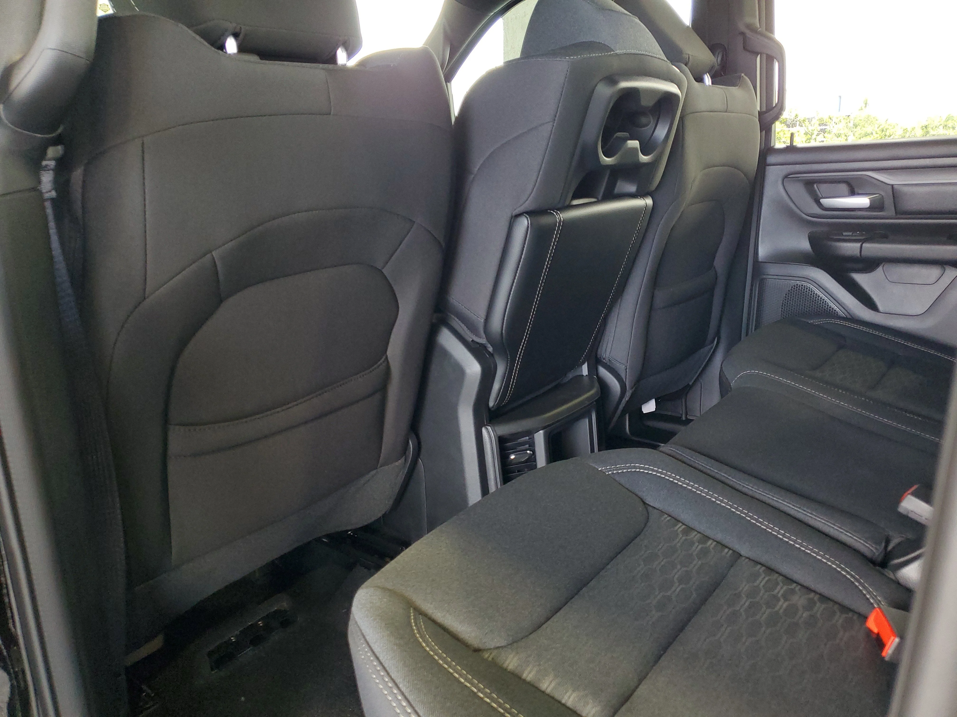 New 2026 Diamond Black Crystal Pearl-Coat Exterior Paint RAM Express image 10