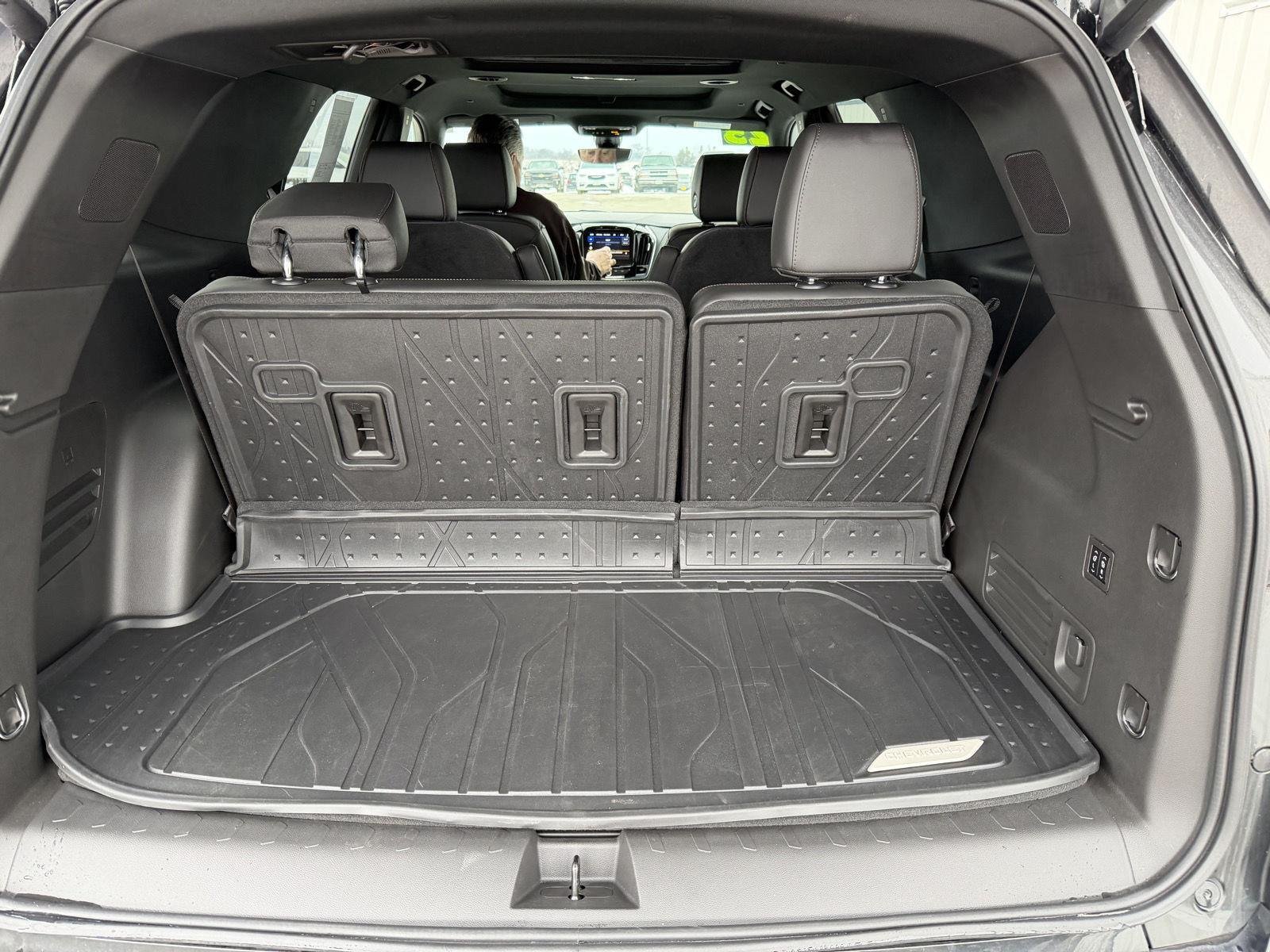 2023 Chevrolet Traverse High Country - Photo 4
