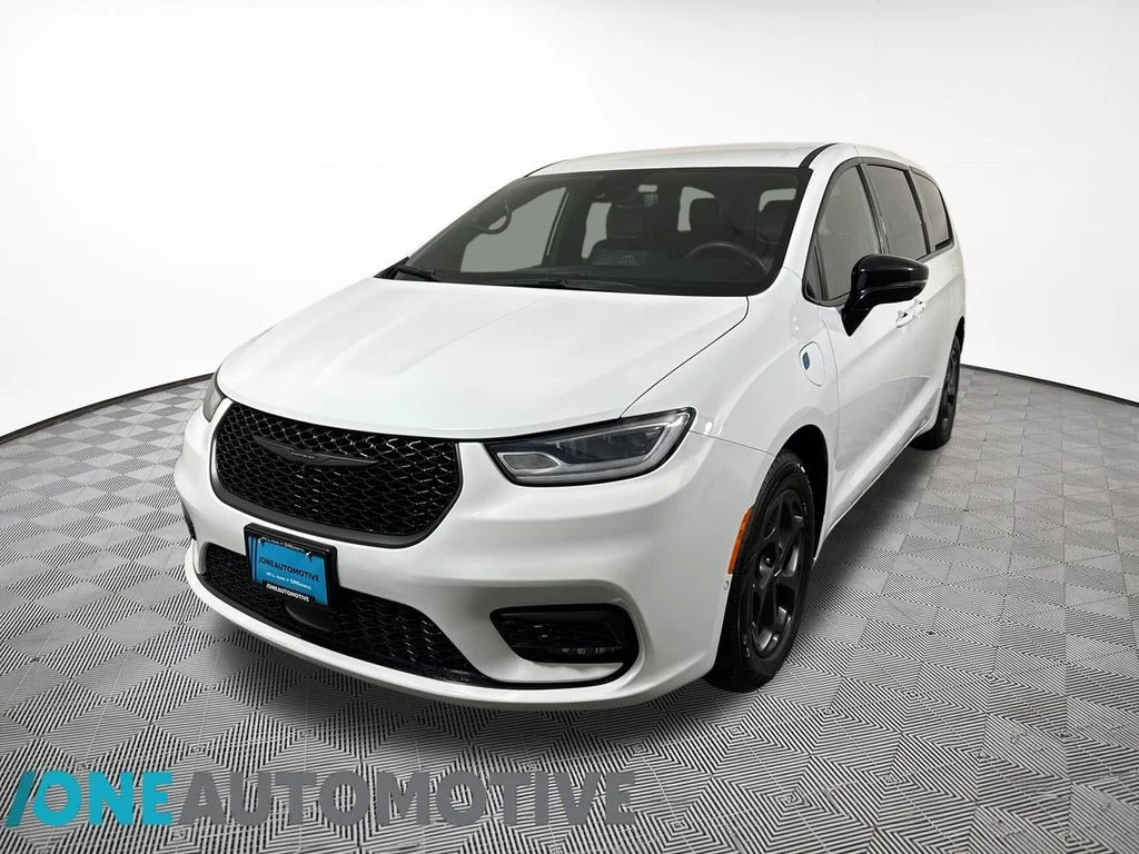 2024 Chrysler Pacifica