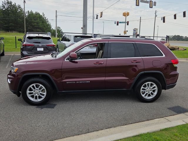 Used 2019 Red Jeep Laredo E image 4