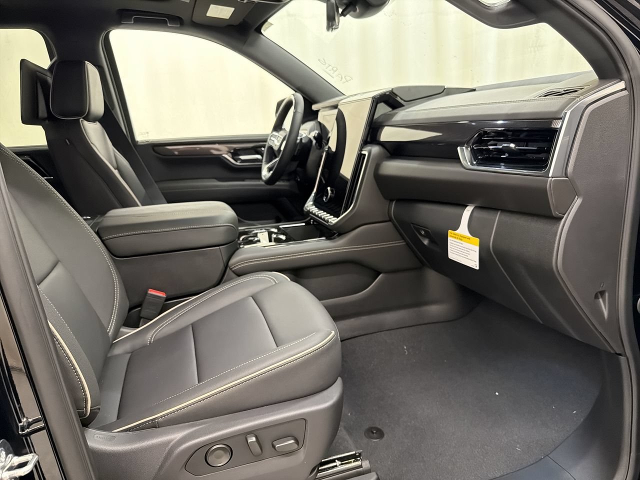 2026 GMC Yukon XL Elevation - Photo 15
