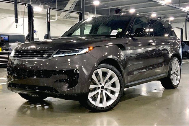 2027 Land Rover Range Rover Sport  SE P360