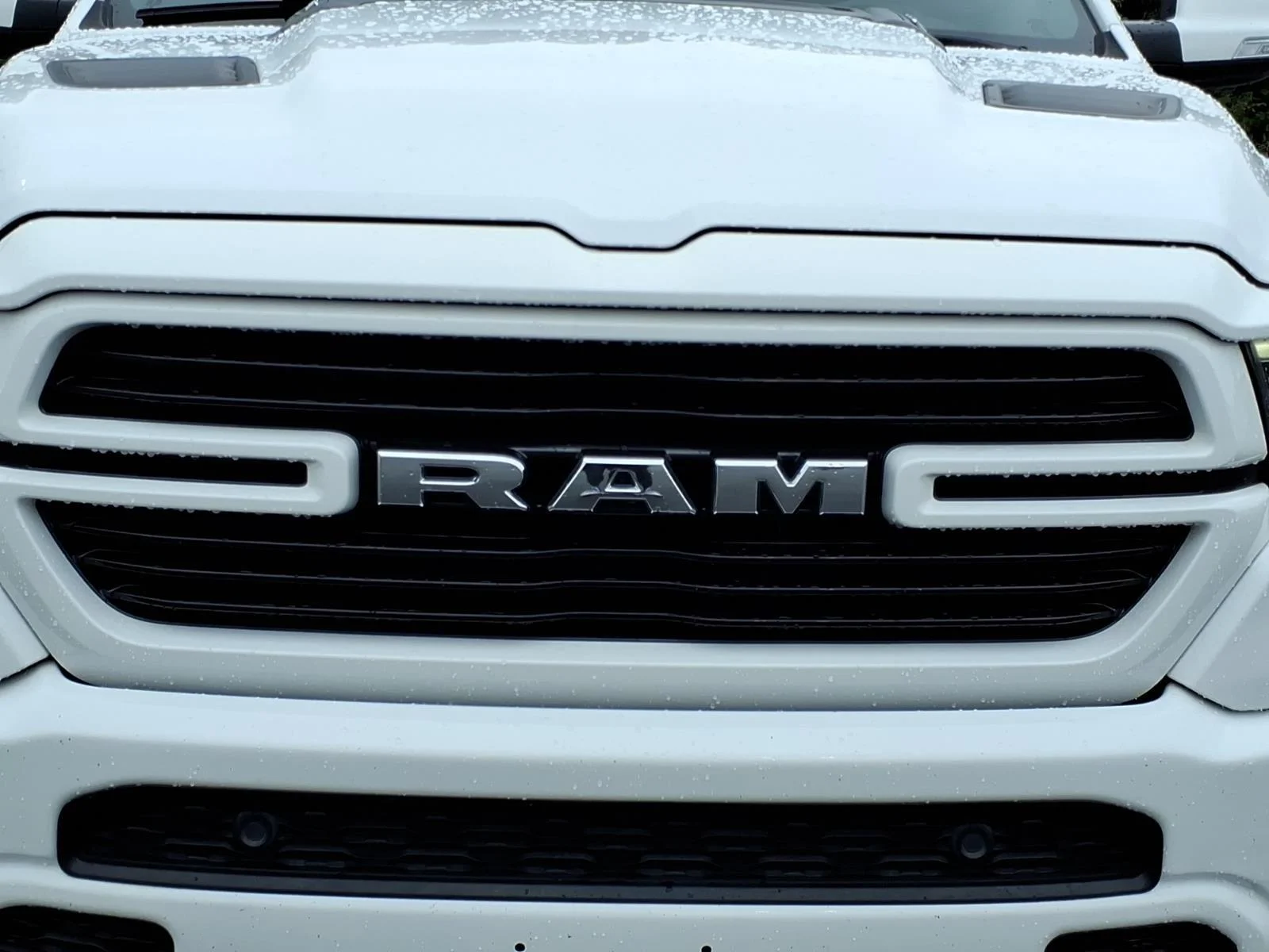 Used 2020 Bright White Clearcoat Ram Laramie image 16