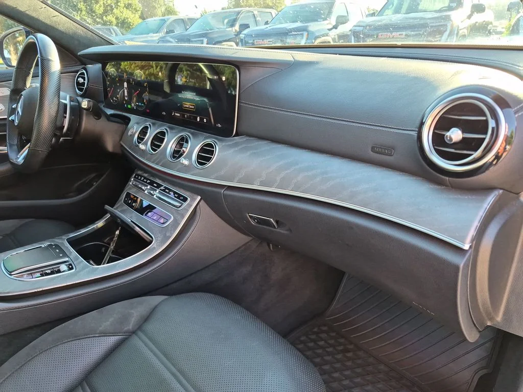 Used 2022  Mercedes-Benz E 53 AMG® image 38