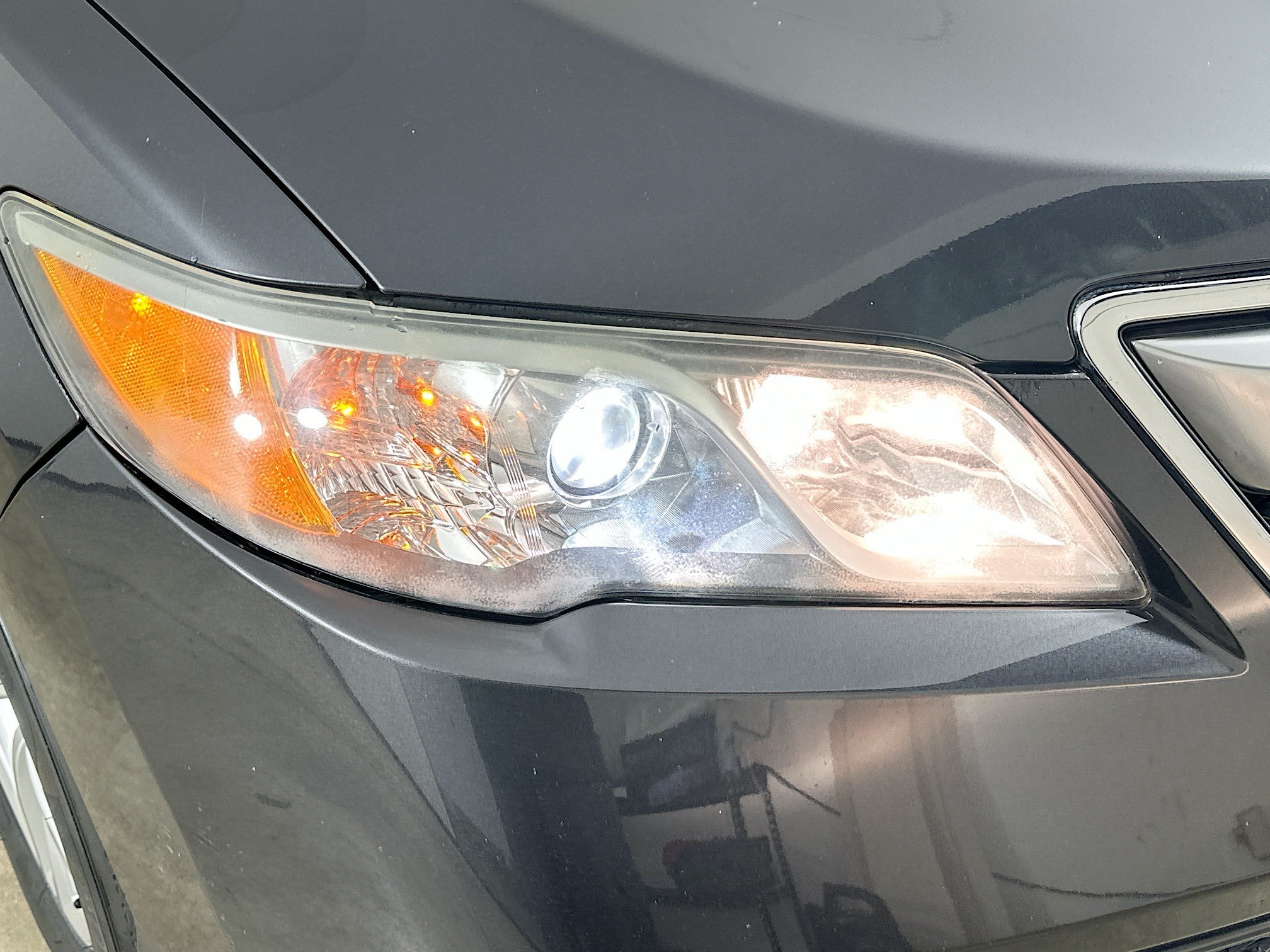 Used 2013  Acura Tech Pkg image 9