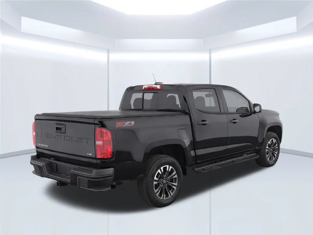 2022 Chevrolet Colorado Z71 - Photo 4