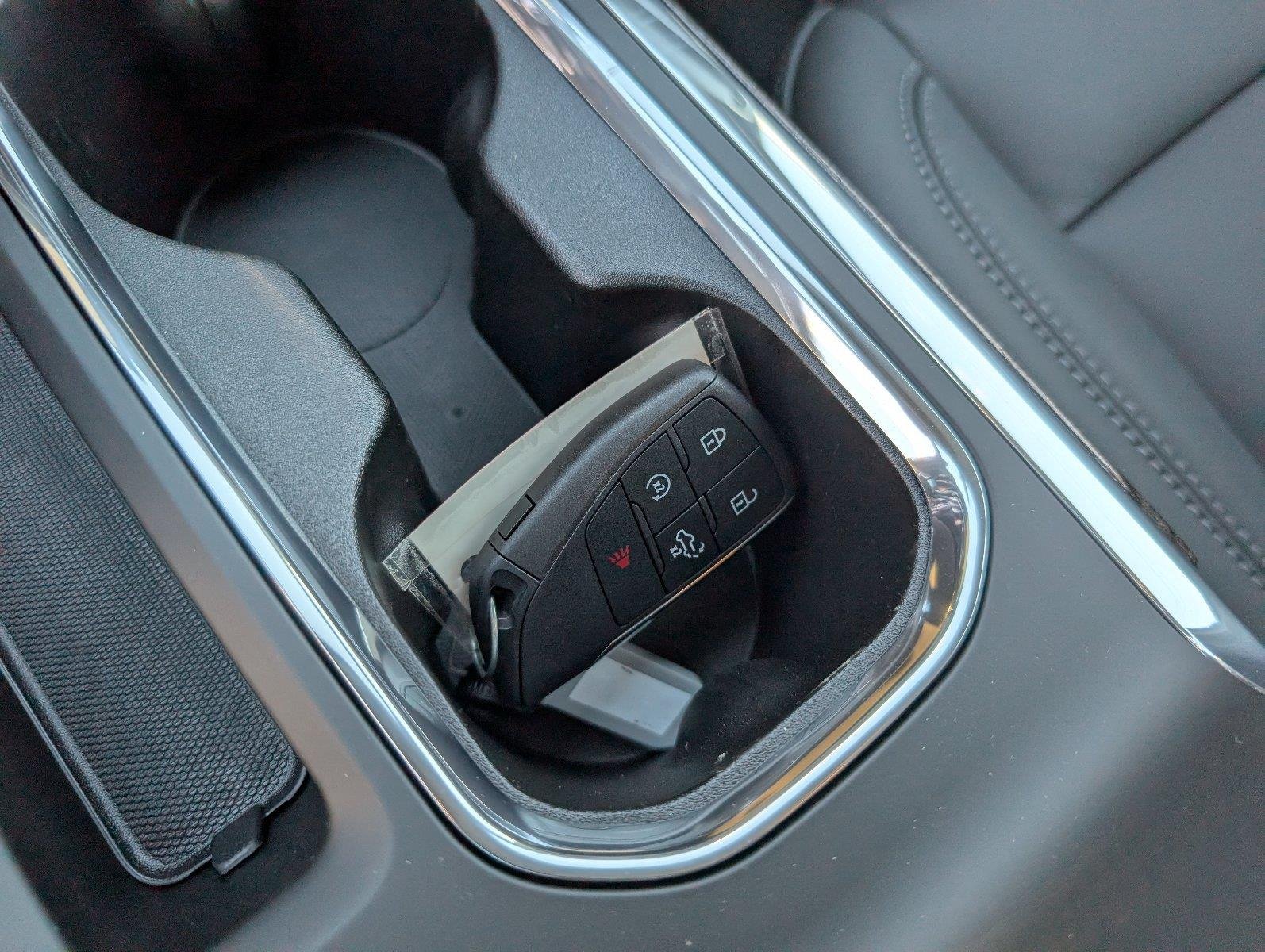 Used 2023 SUMMIT WHITE Chevrolet LTZ image 21