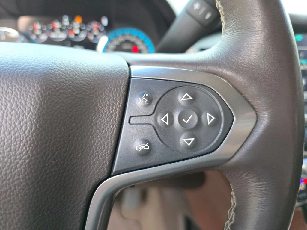 Used 2017  Chevrolet Premier image 33