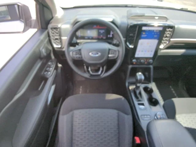 Used 2025 White Ford XLT image 13