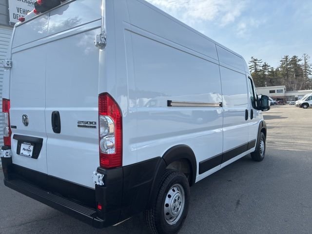 Used 2024 White Ram High Roof image 7