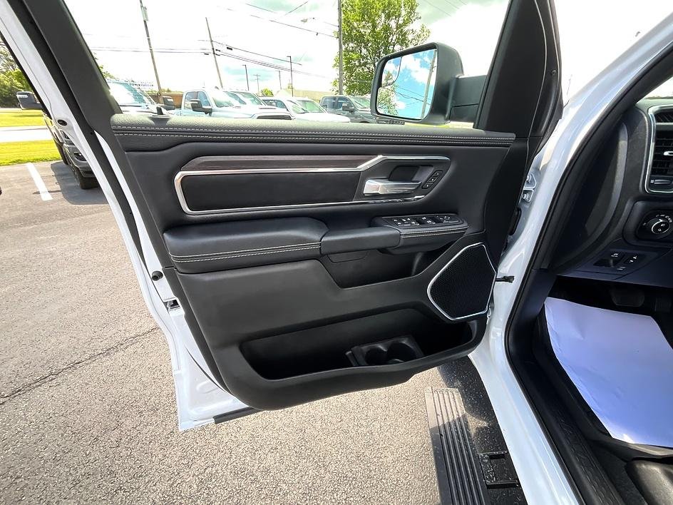 New 2026 Bright White Clear-Coat Exterior Paint RAM Laramie image 12