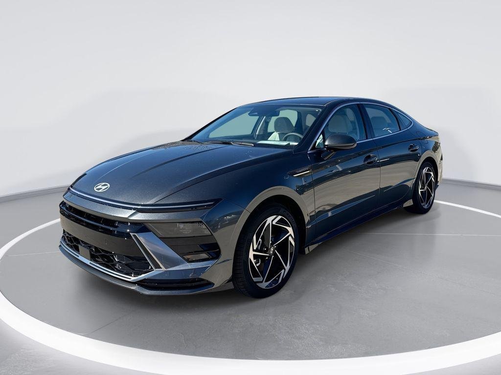 2026 Hyundai Sonata SEL AWD's photo