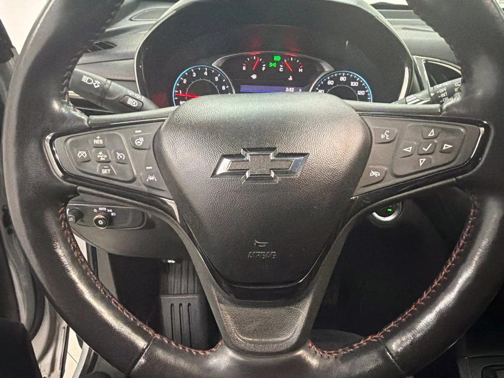 Used 2022 Silver Chevrolet RS image 20