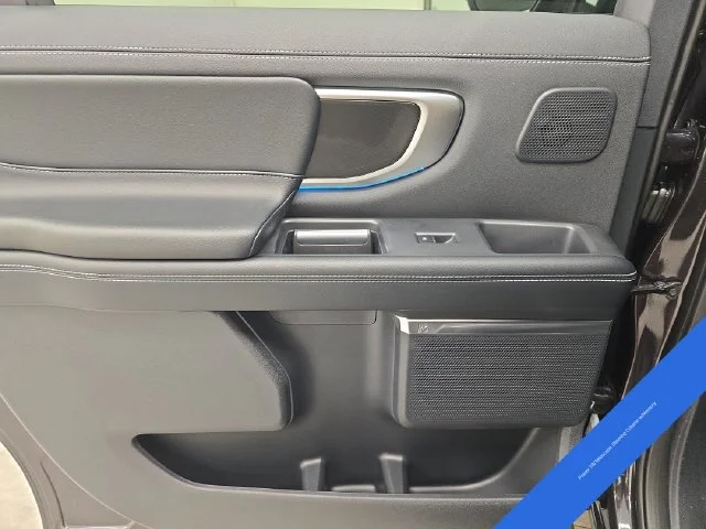 New 2027 Dark Matter Gray Metallic Ford MAX Platinum image 28