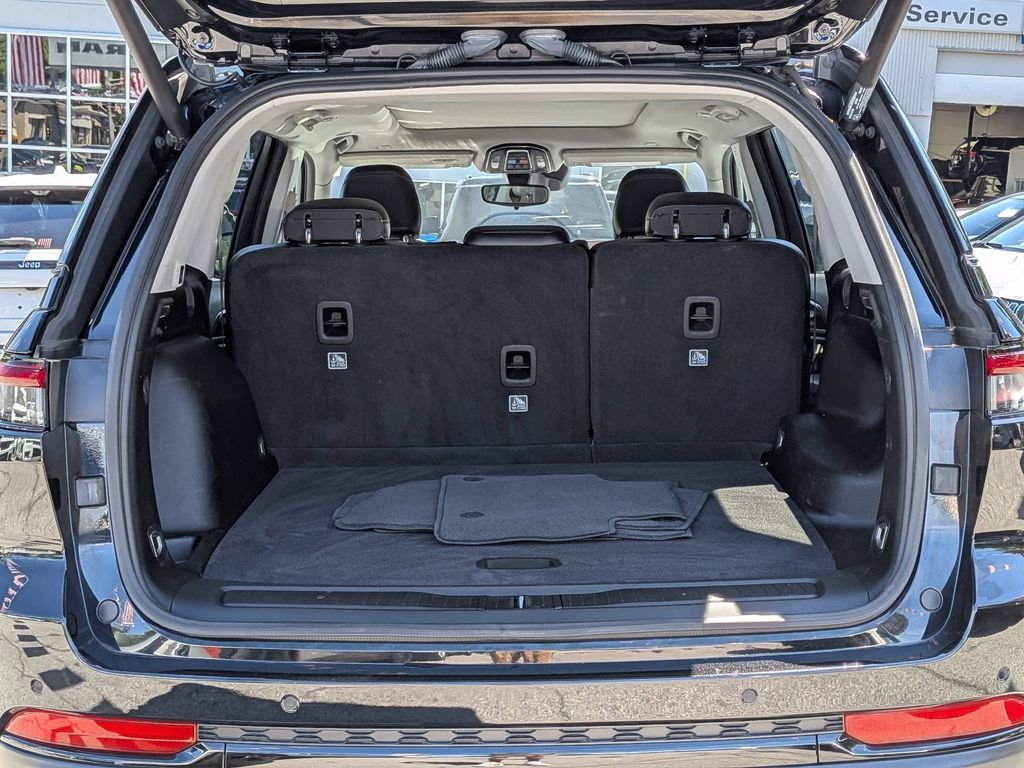 Used 2023 Black Jeep Limited image 8