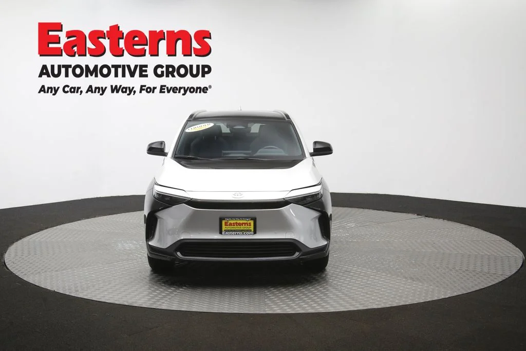 Used 2023 Silver Toyota XLE image 52