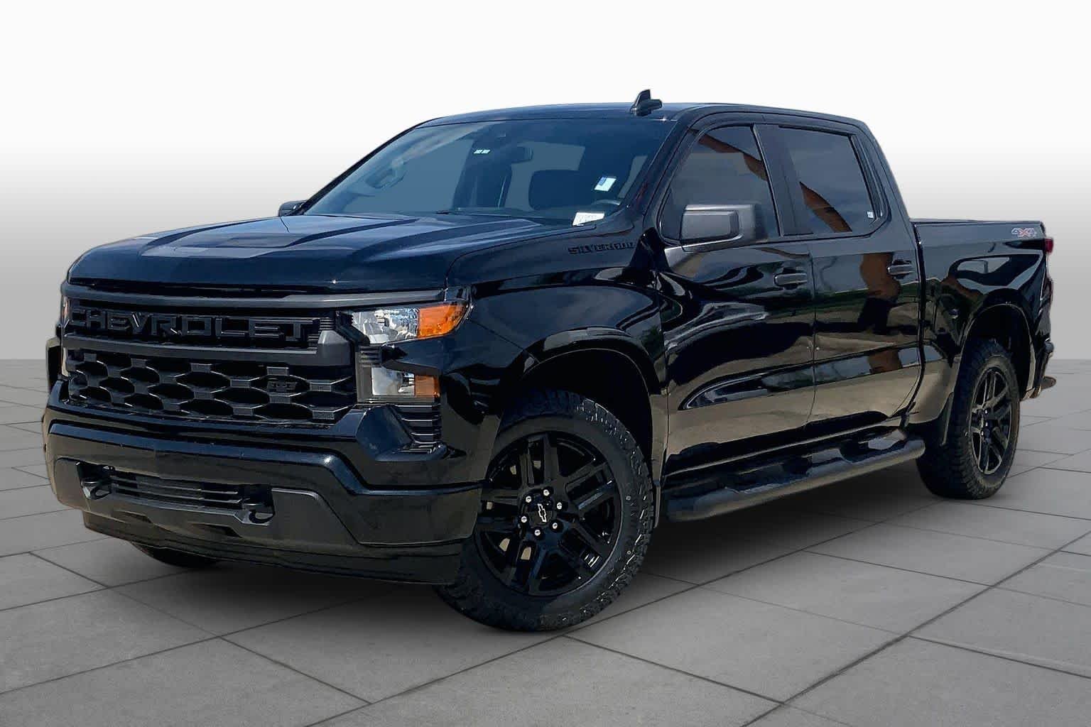 2024 Chevrolet Silverado 1500 Custom