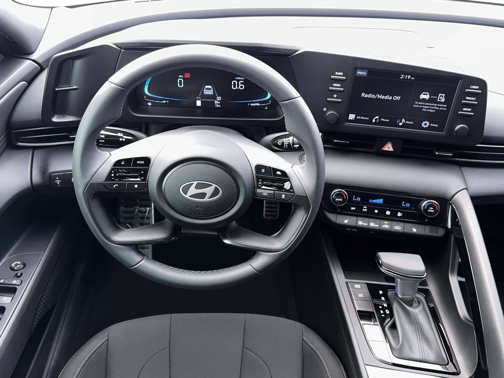 New 2026 Amazon Gray Hyundai SEL Sport Premium image 18