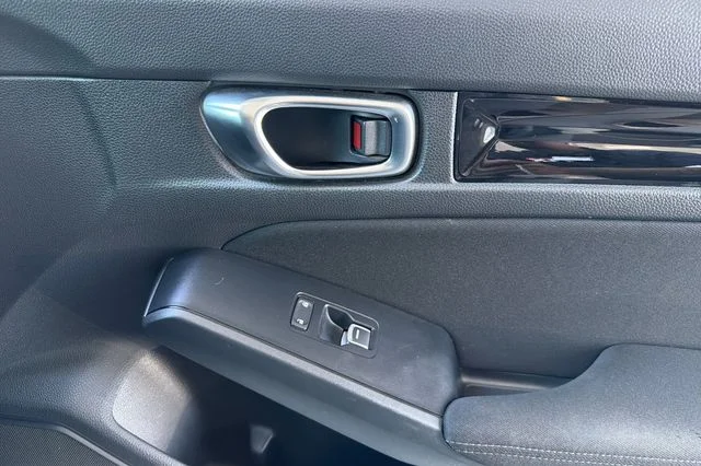 Certified Used 2025 Urban Gray Pearl Honda Sport image 20