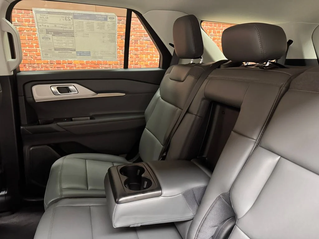 New 2026 Agate Black Metallic Ford Active image 11