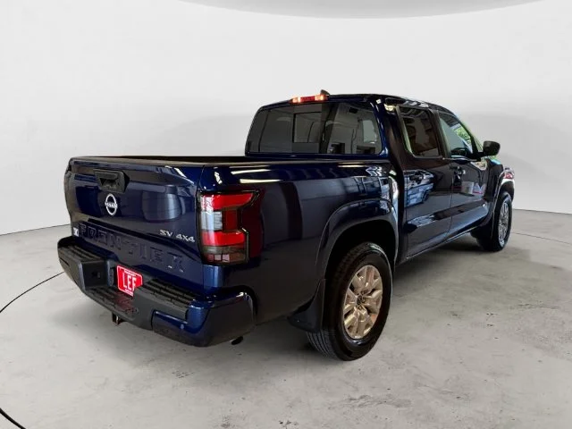 Used 2023 Blue Nissan SV image 5